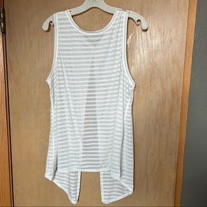 Lululemon Women’s Size 10 White Striped Tie-Back Top